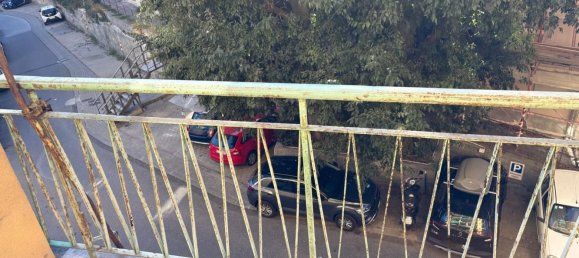 4 bedrooms Apartment in Genoa, Italy No. 326582 9