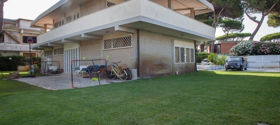 9 bedrooms Villa in Fiumicino, Italy No. 341118 7