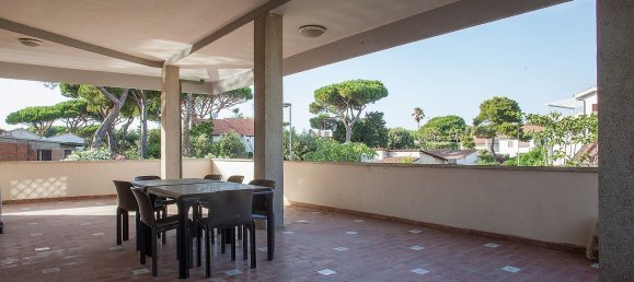 9 bedrooms Villa in Fiumicino, Italy No. 341118 3