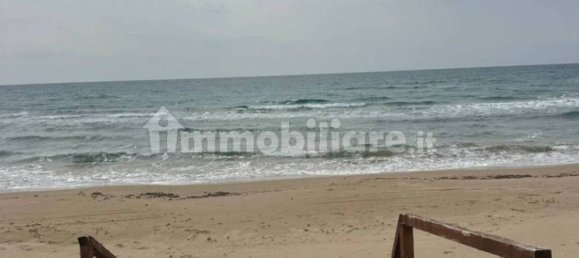 Коммерческая недвижимость с 3 комнатами в Пакино, Италия № 67897 2