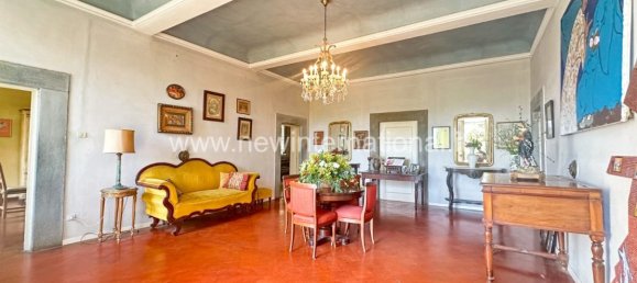 4 غرف نوم فيلا في Lucca, Italy رقم 377439 12