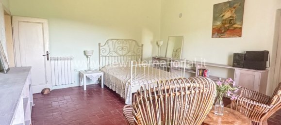 4 غرف نوم فيلا في Lucca, Italy رقم 377439 8