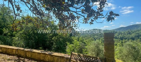 4 غرف نوم فيلا في Lucca, Italy رقم 377439 14