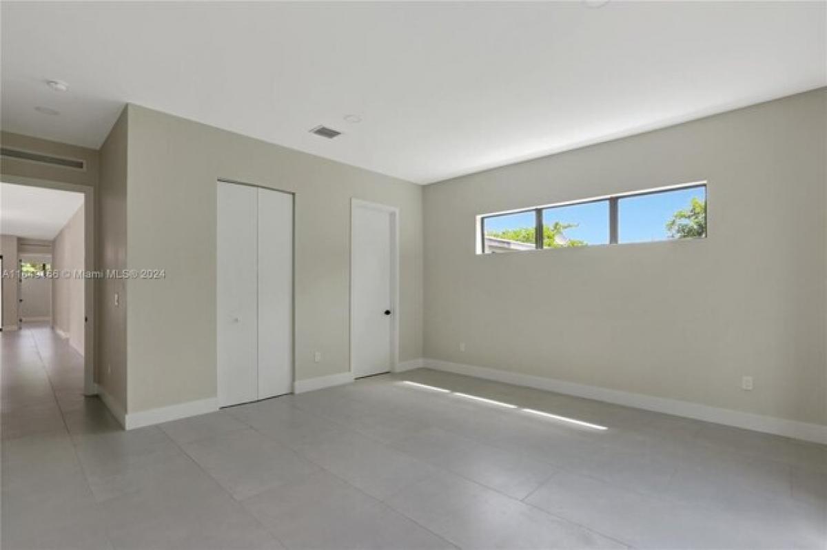 4 bedrooms House in Miami, USA No. 285929