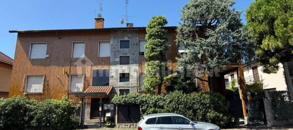 Apartamento de 3 dormitorios en Milan, Italy No. 259502 13