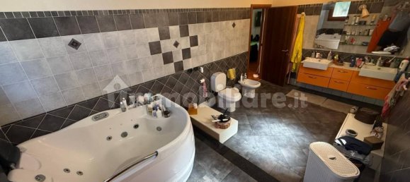 Apartamento de 3 dormitorios en Milan, Italy No. 259502 8