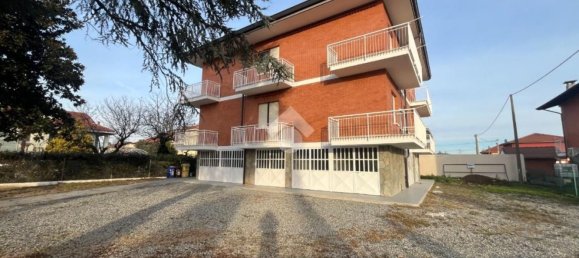 3 rooms Apartment in San Maurizio Canavese, Italy No. 174498 2