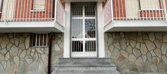 3 rooms Apartment in San Maurizio Canavese, Italy No. 174498 5