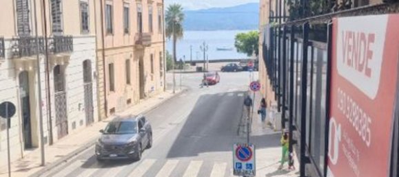 Bureau à Milazzo, Italy 170m² No. 68987 3