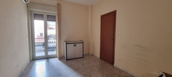 Bureau à Milazzo, Italy 170m² No. 68987 17