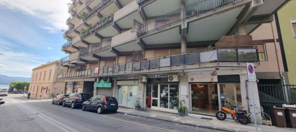 Bureau à Milazzo, Italy 170m² No. 68987 33