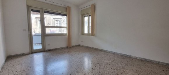 Bureau à Milazzo, Italy 170m² No. 68987 12