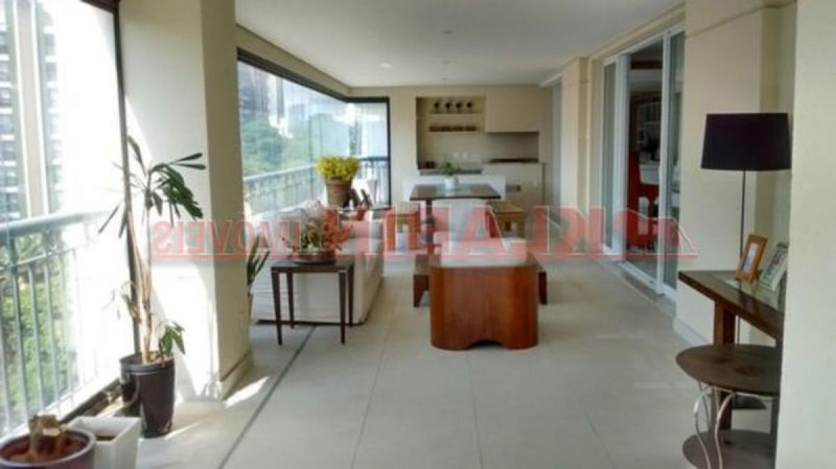 3 bedrooms Apartment in Sao Paulo, Brazil No. 559256