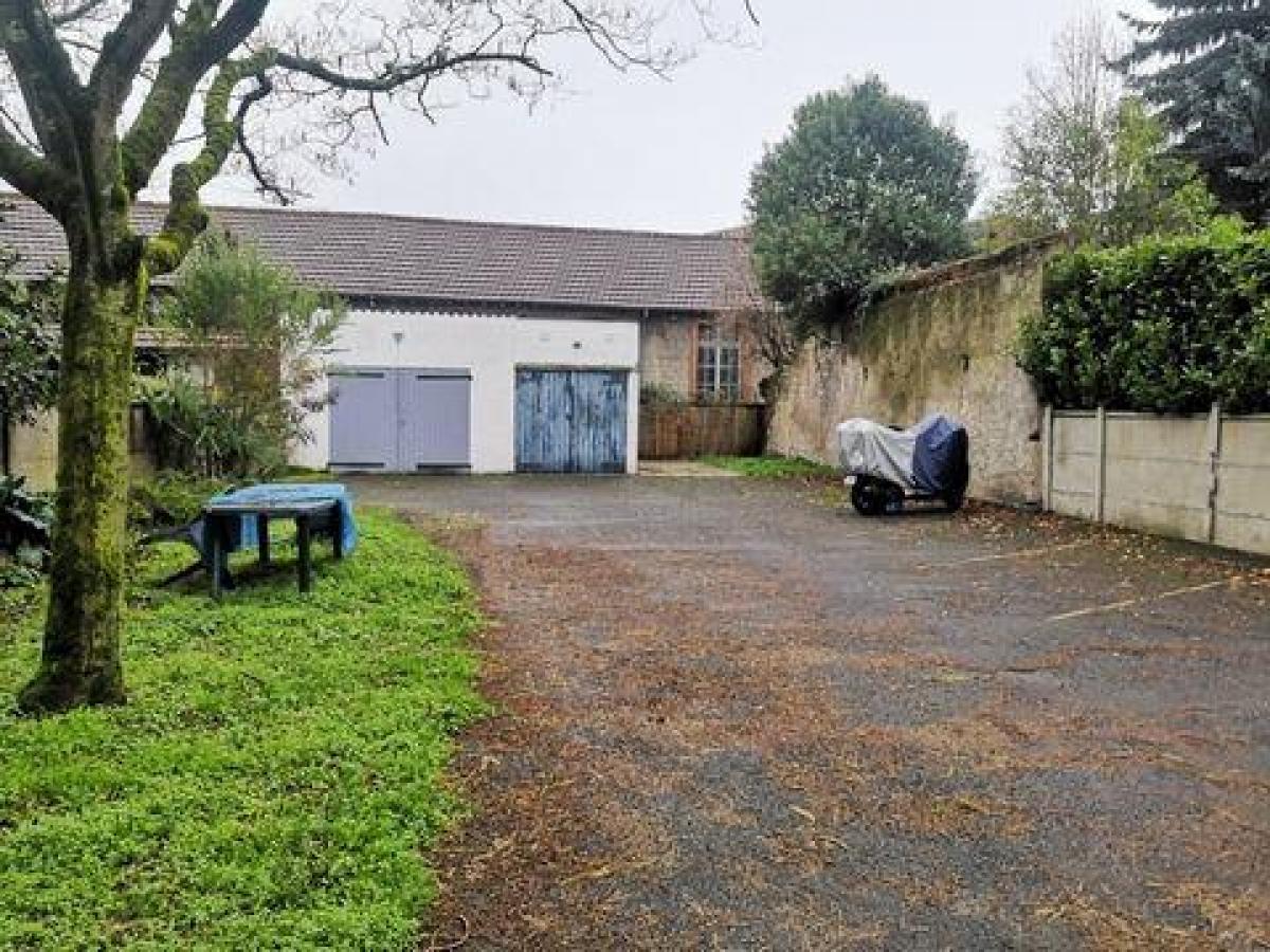 Studio in Tarbes, France, Nr. 27192