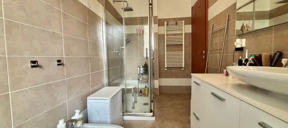 4 bedrooms Apartment in Rozzano, Italy No. 357816 20