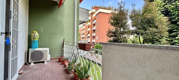 4 bedrooms Apartment in Rozzano, Italy No. 357816 11