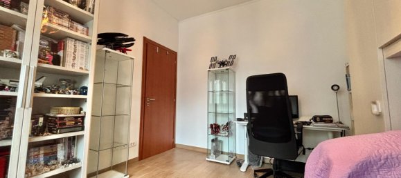 4 bedrooms Apartment in Rozzano, Italy No. 357816 16