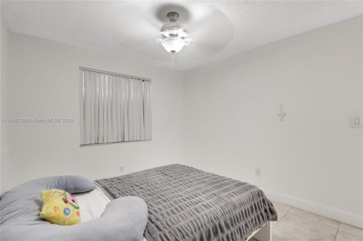 3 bedrooms House in Miami, USA No. 326019