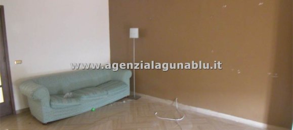 3 bedrooms Apartment in Petrosino, Italy No. 179145 5