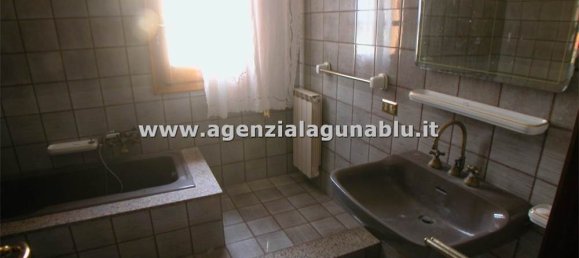 3 bedrooms Apartment in Petrosino, Italy No. 179145 11