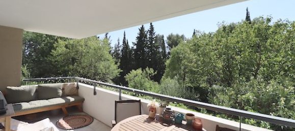 2 bedrooms Apartment in Marseille, France No. 315351 2