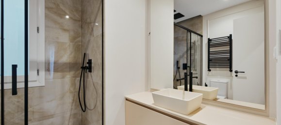 3 bedrooms Apartment in Madrid, Spain No. 144397 15