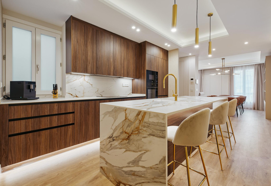 3 bedrooms Apartment in Madrid, Spain No. 144397