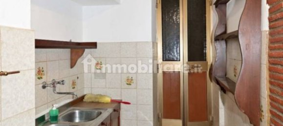 Квартира с 3 спальнями в Кортона, Италия № 44984 18