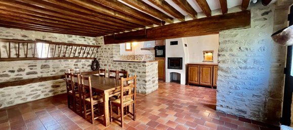 6 bedrooms House in Ennery, France No. 130549 2