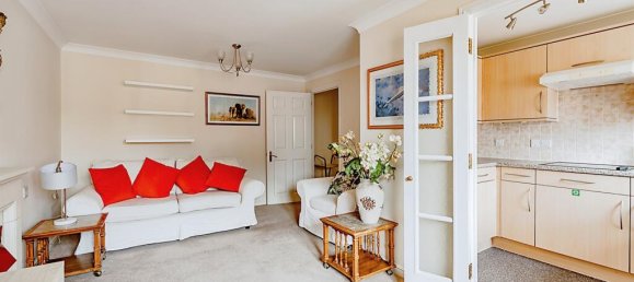 Casa de 1 dormitorio en Crawley, United Kingdom No. 6308 7