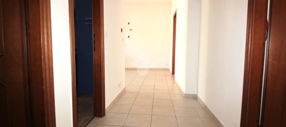 3 rooms Apartment in Bellusco, Italy No. 13764 26
