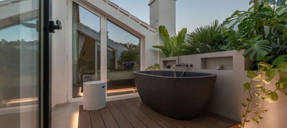 3 bedrooms Penthouse in Marbella, Spain No. 175631 13