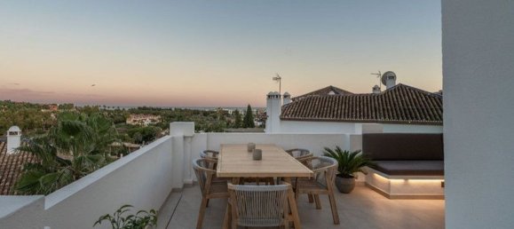 3 bedrooms Penthouse in Marbella, Spain No. 175631 26
