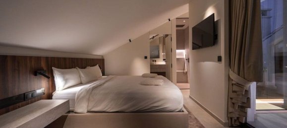 3 bedrooms Penthouse in Marbella, Spain No. 175631 9