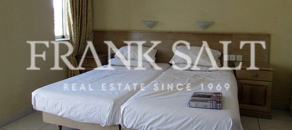 2 bedrooms Penthouse in Saint Julian's, Malta No. 3782 10