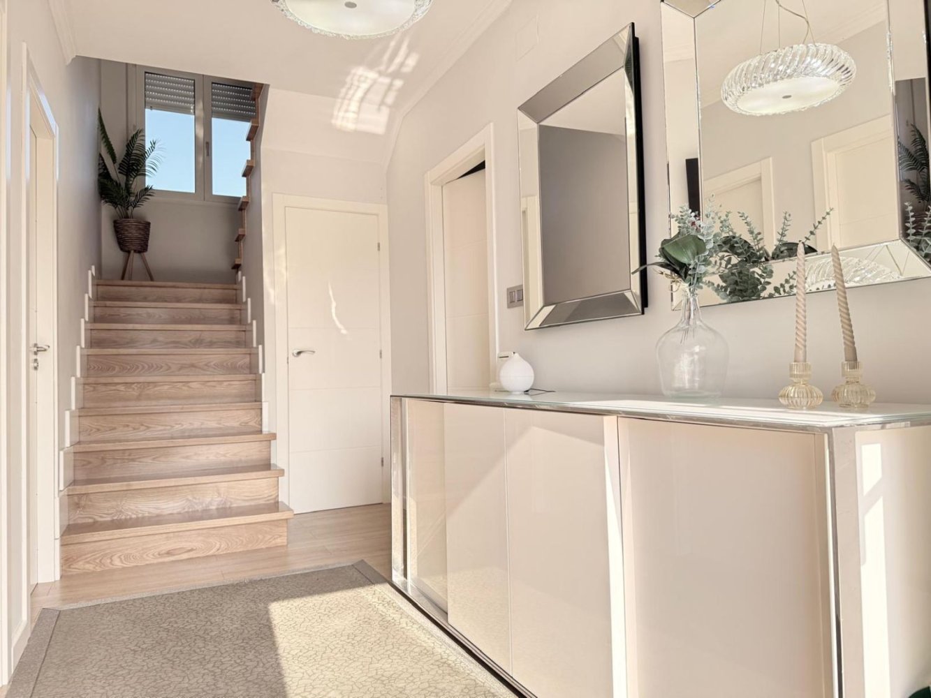 Дом с 5 спальнями в Рибейра, Испания № 212914