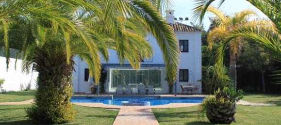 6 bedrooms Villa in Marbella, Spain No. 45704 2