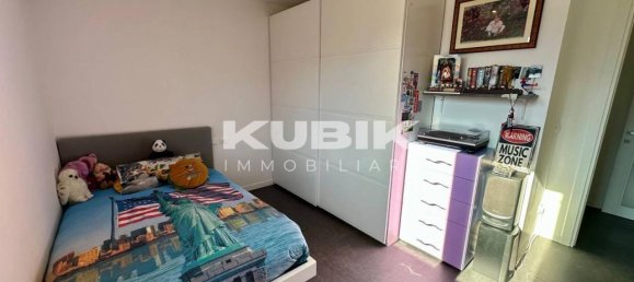 Вилла с 4 комнатами в Удине, Италия № 37360 16