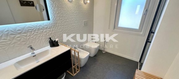 Вилла с 4 комнатами в Удине, Италия № 37360 21