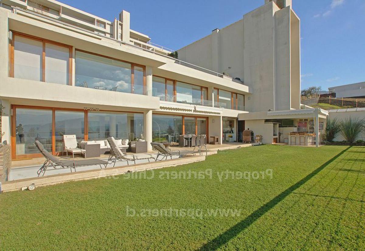 4 bedrooms Apartment in Santiago, Chile No. 1680