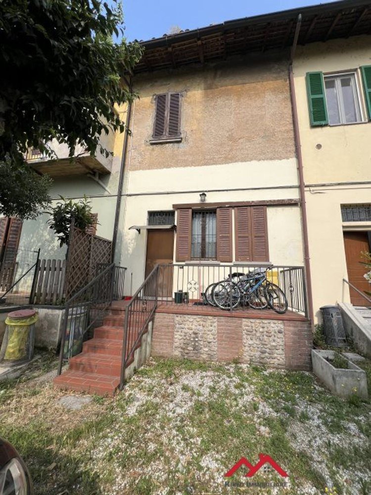 Квартира с 2 комнатами в Кассано д’Адда, Италия № 318495