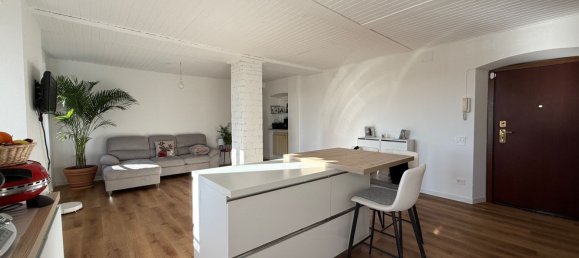 3 rooms Apartment in Stezzano, Italy No. 3410 2