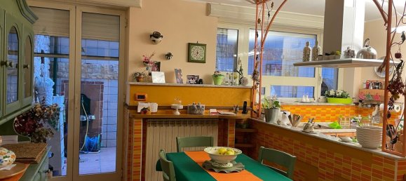 5 bedrooms Apartment in Naples, Italy No. 311582 10