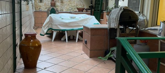 5 bedrooms Apartment in Naples, Italy No. 311582 31