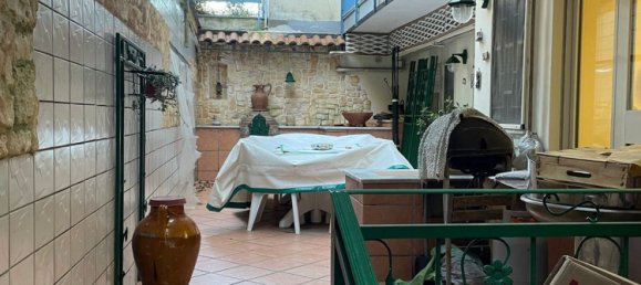 5 bedrooms Apartment in Naples, Italy No. 311582 33