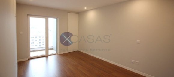 Apartamento de 3 dormitorios en Cascais, Portugal No. 133355 6
