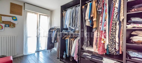 2 Schlafzimmer Wohnung in Pogliano Milanese, Italy, Nr. 303188 11