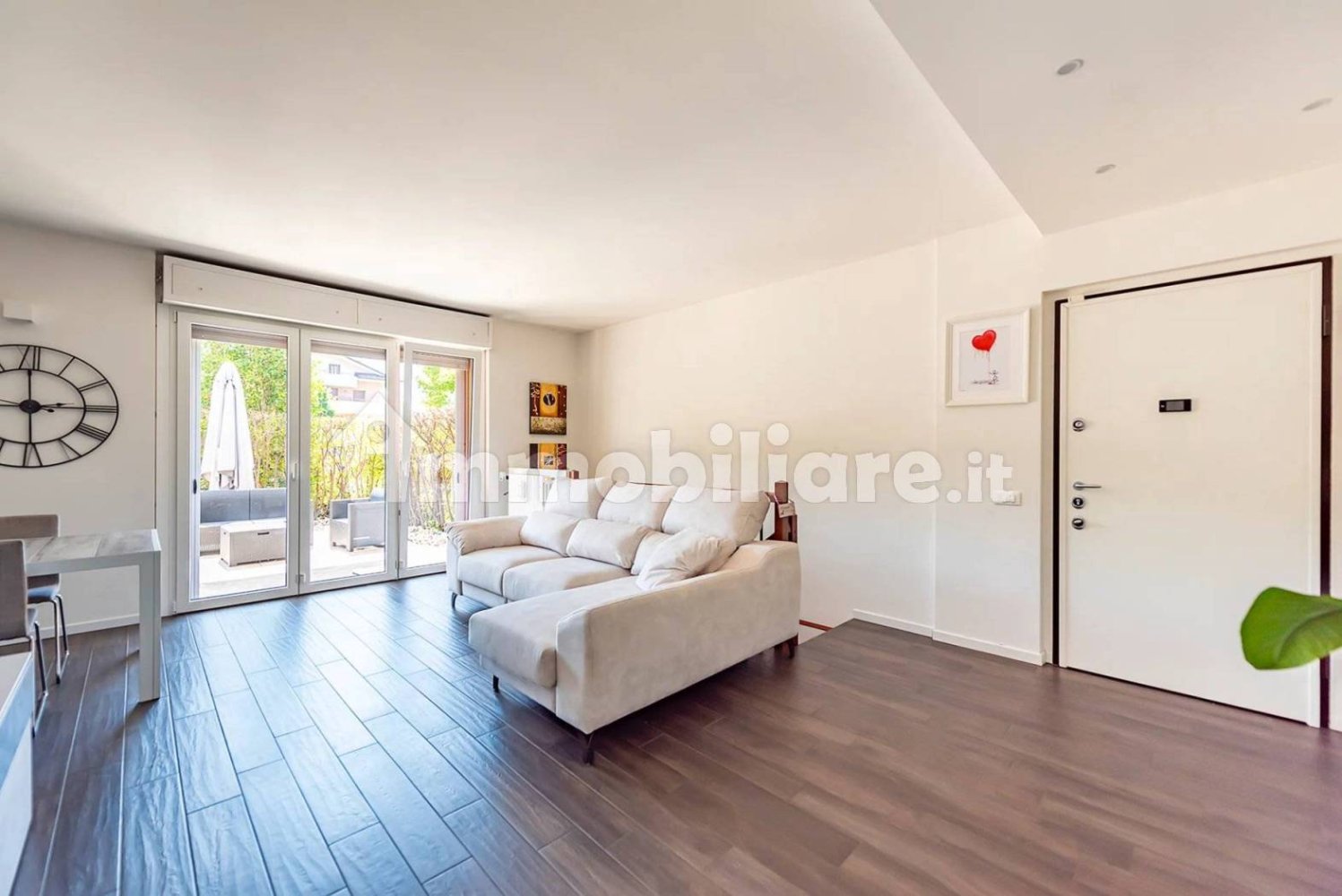 2 Schlafzimmer Wohnung in Pogliano Milanese, Italy, Nr. 303188