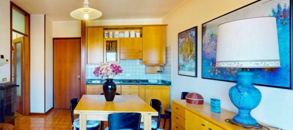 1 bedroom Apartment in Udine, Italy No. 295587 4