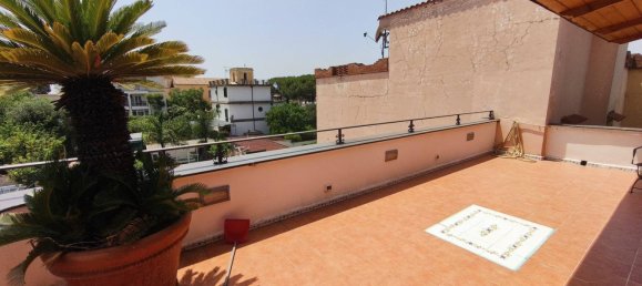 3 Schlafzimmer Wohnung in San Sebastiano al Vesuvio, Italy, Nr. 327735 12